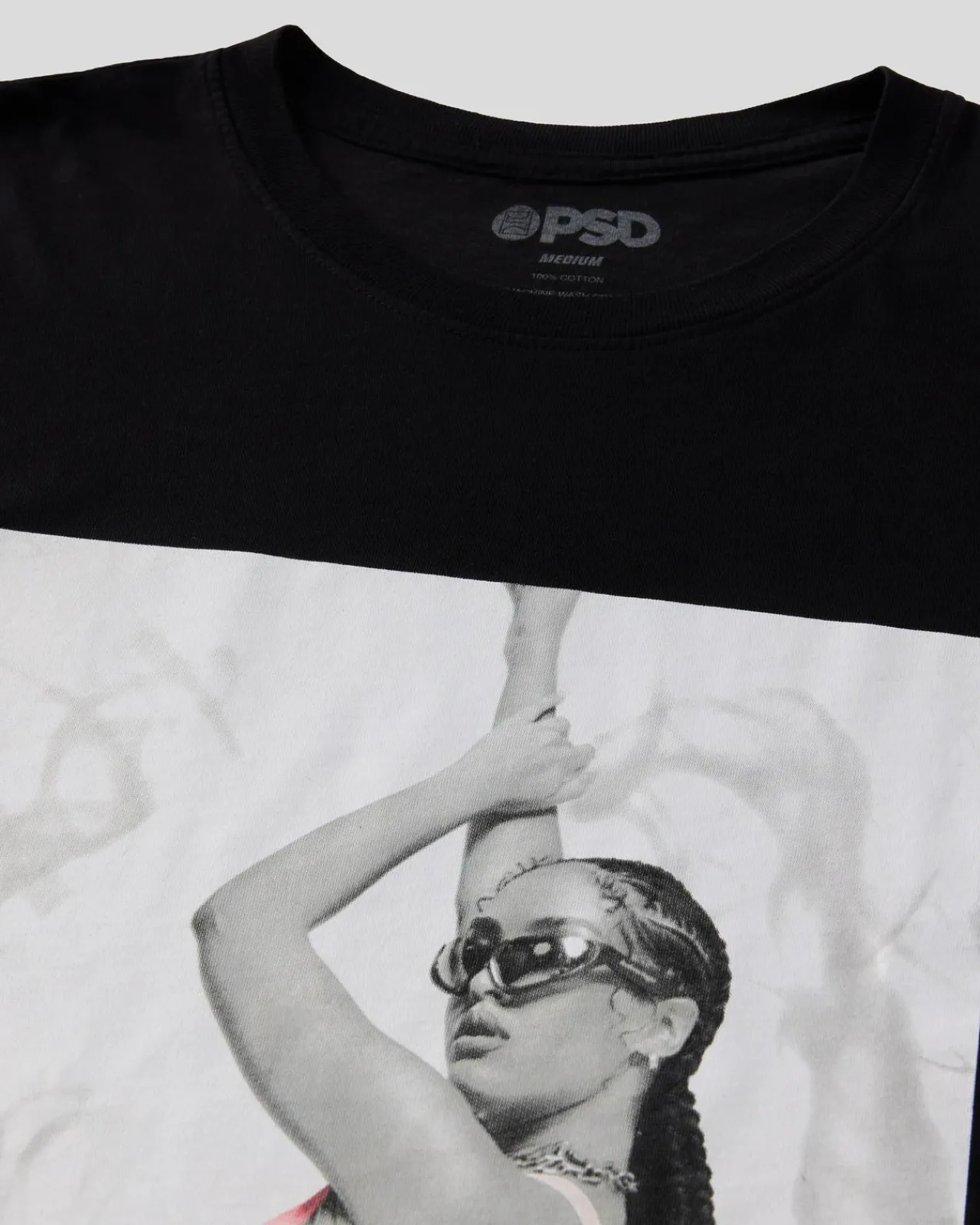 Women PSD Unisex Tee's & Hoodies|Tee's*Izzy Guedes Tee