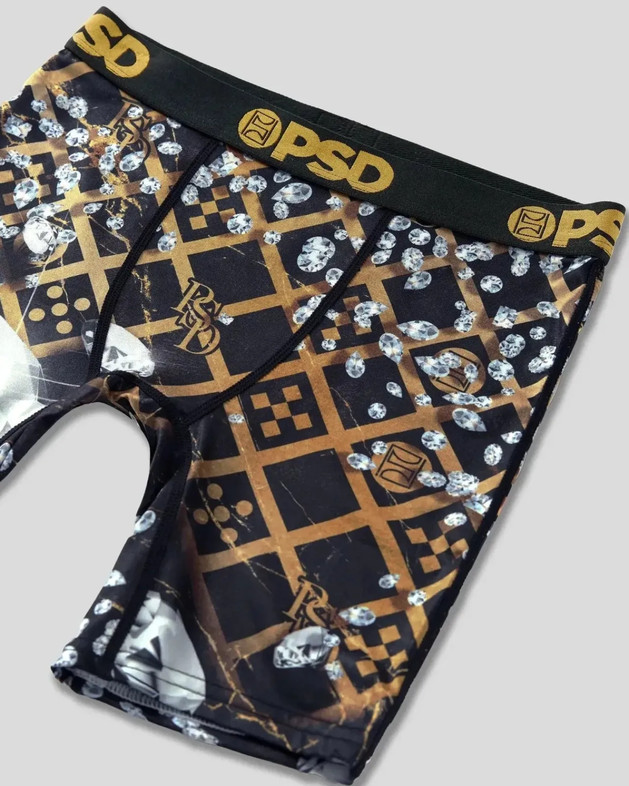 PSD Youth*Deluxe
