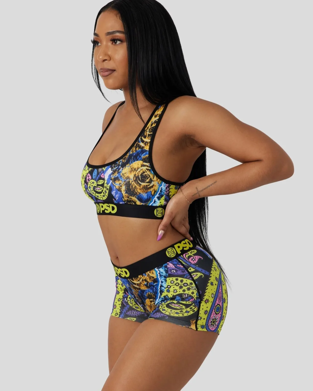 Women PSD Sports Bra|Core Standard*Wild Paisley